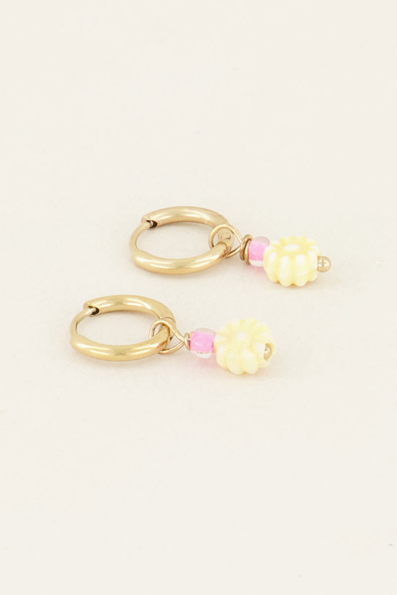 Ohrringe mit beigefarbener Blumenperle | My Jewellery