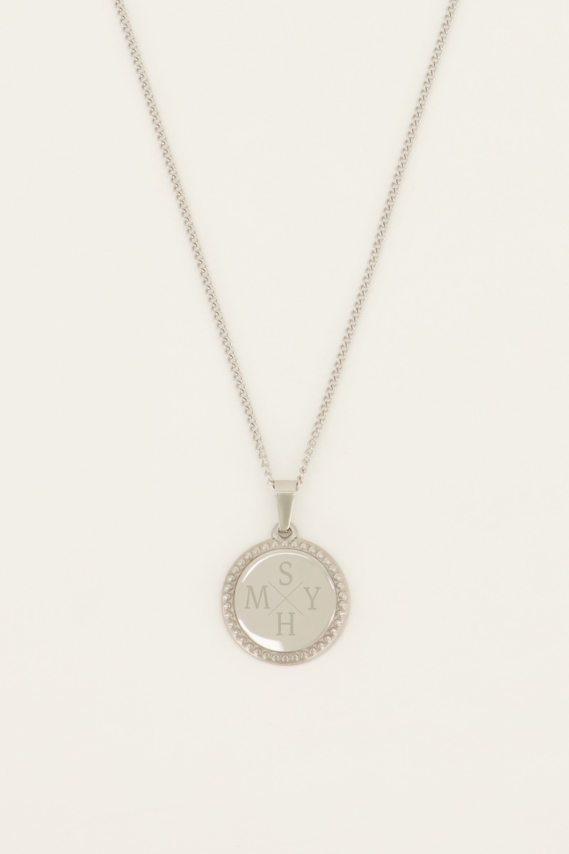 Atelier lange Kette mit rundem Anhänger