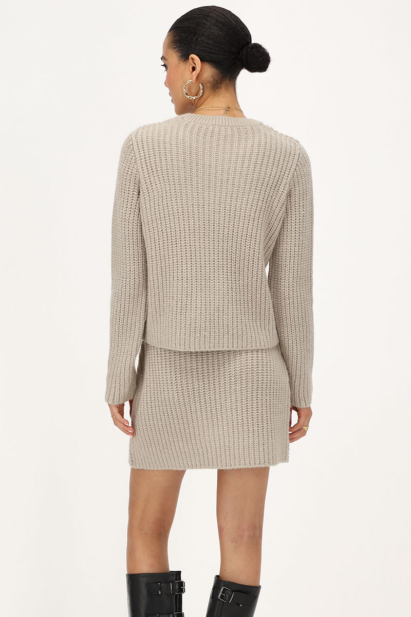 Beige knit skirt with overlap | My Jewellery