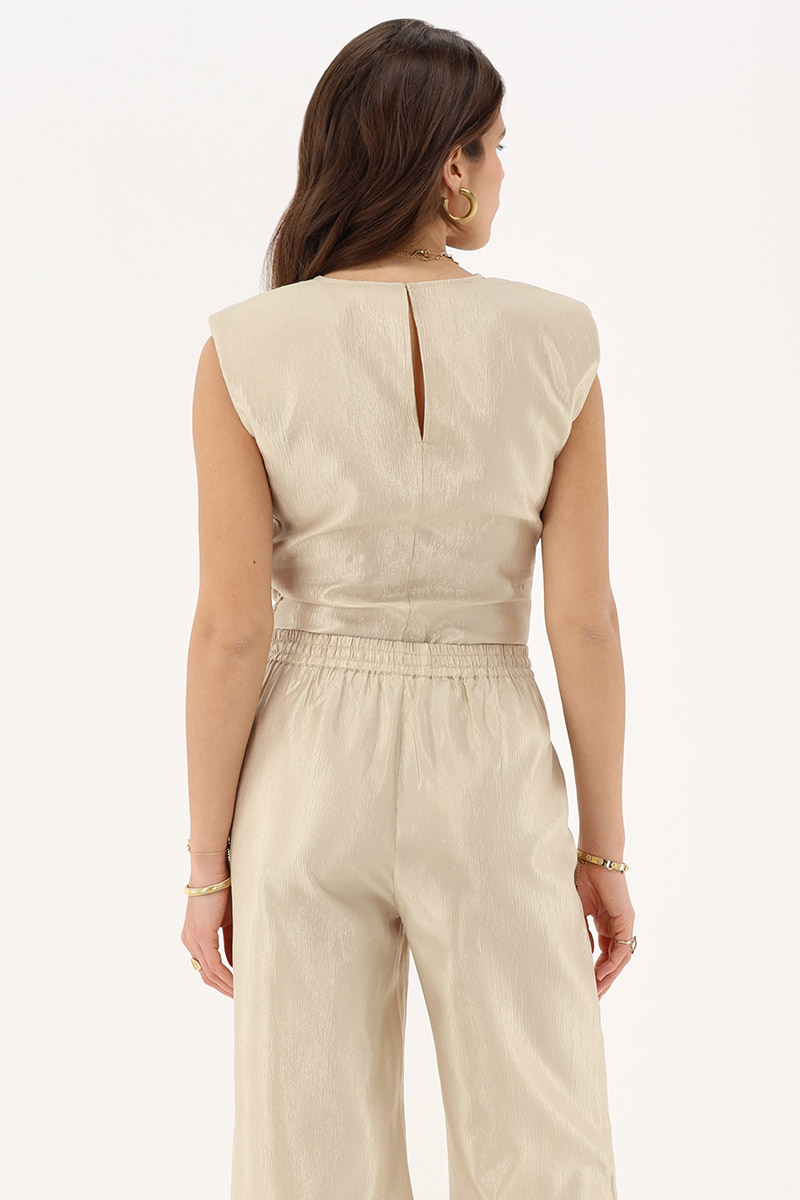 Beige shiny top with shoulder padding | My Jewellery