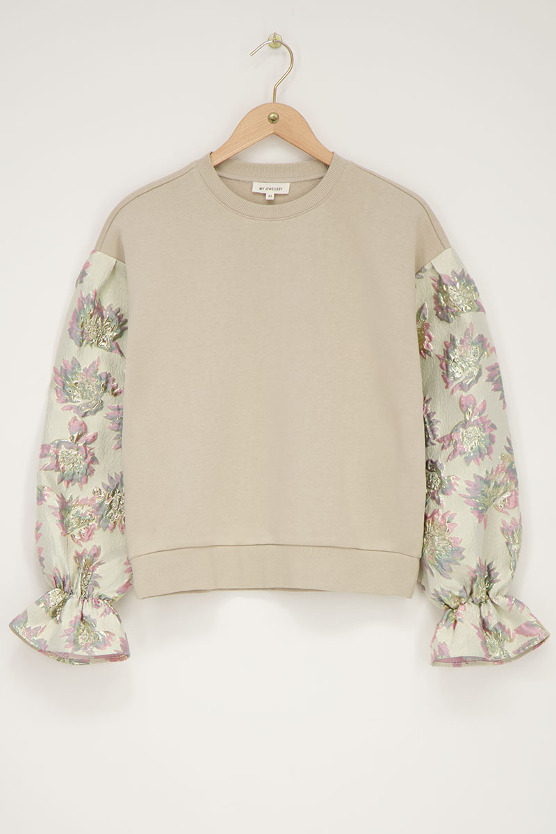 Beige sweater with jacquard sleeves | My Jewellery