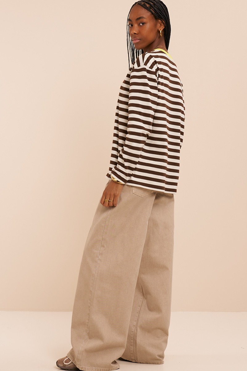 Beige wide leg jeans | My Jewellery