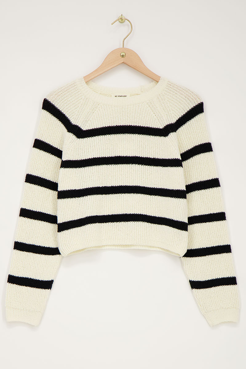 Black & white striped sweater | My Jewellery