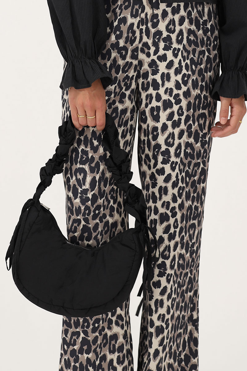 Black crossbody bag with ruffles | My Jewellery