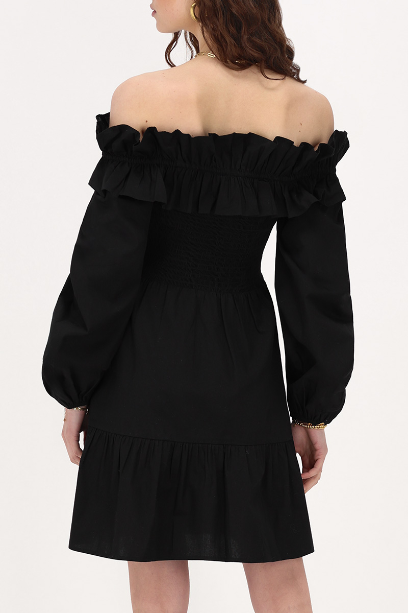 Black dress with ruffles & smock | My Jewellery