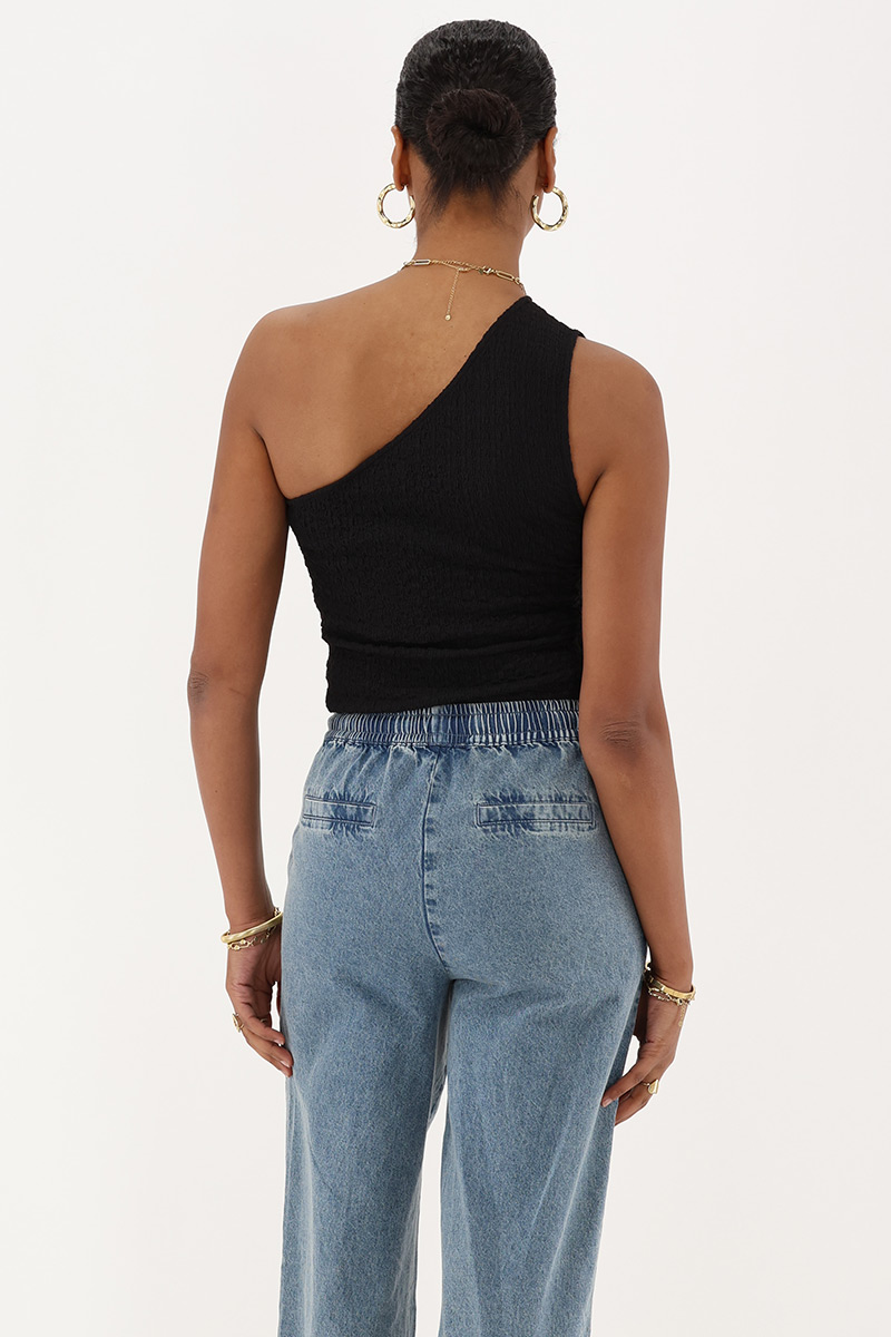 Black one-shoulder top with structure | My Jewellery
