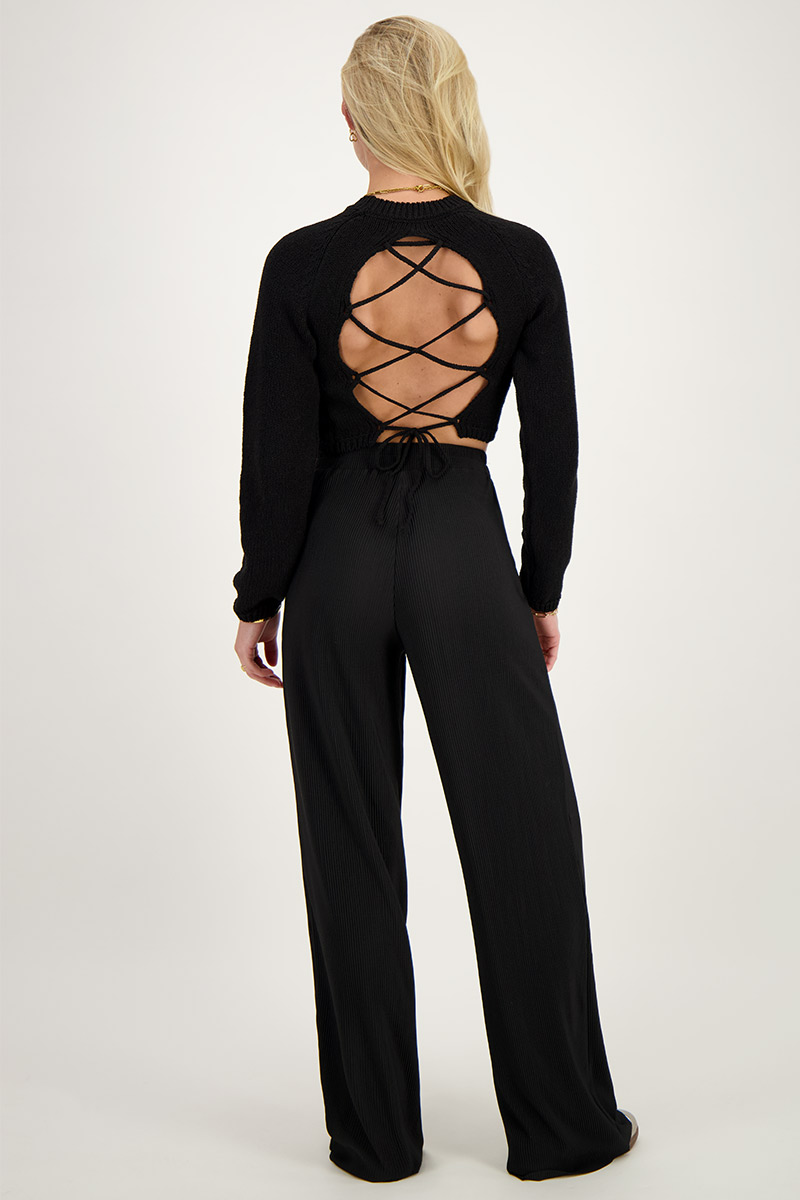 Zwarte trui met gestrikte achterkant