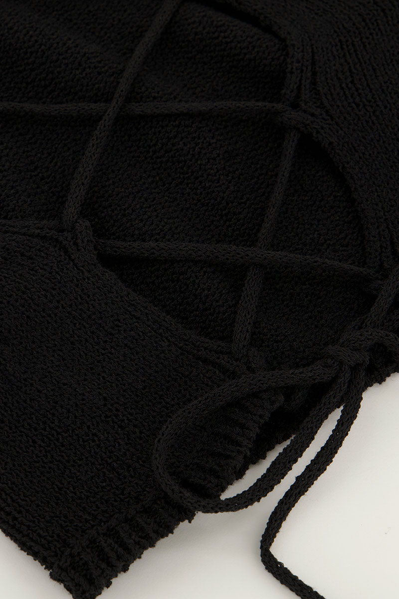 Black sweater with tie-back | My Jewellery