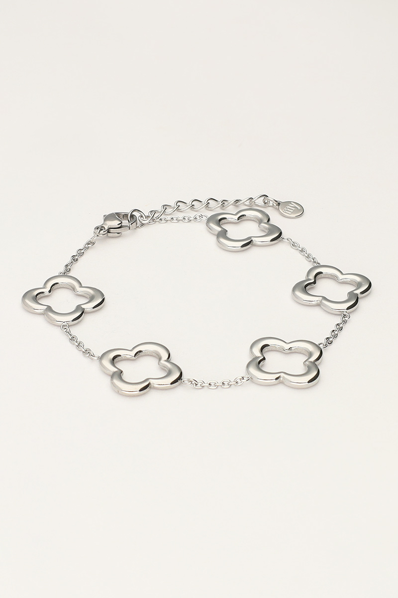 Bracelet with five clovers