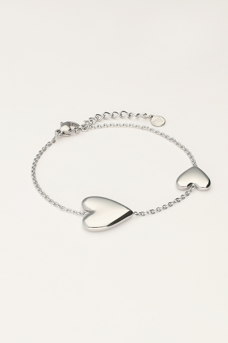 Bracelet with two hearts