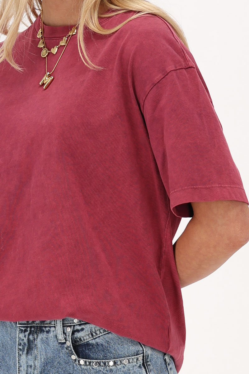 Burgundy basic T-shirt acid wash | My Jewellery
