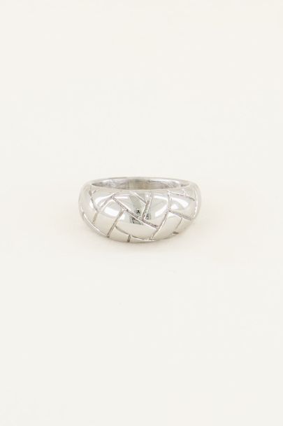 Ring with crosses