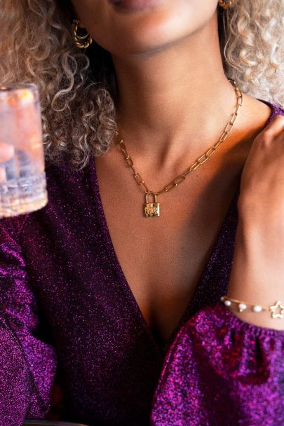 Chain necklace with love lock