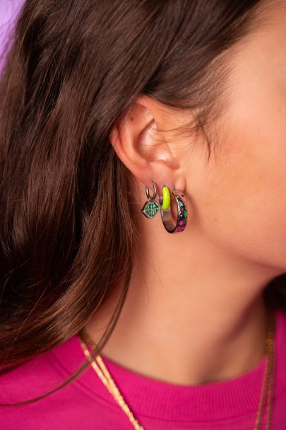 Candy hoop earrings green très belle charm
