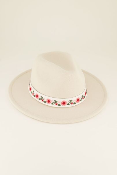 Beige fedora hoed met bloemen ceintuur 