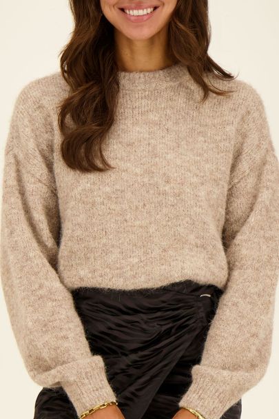 Pull duveteux beige