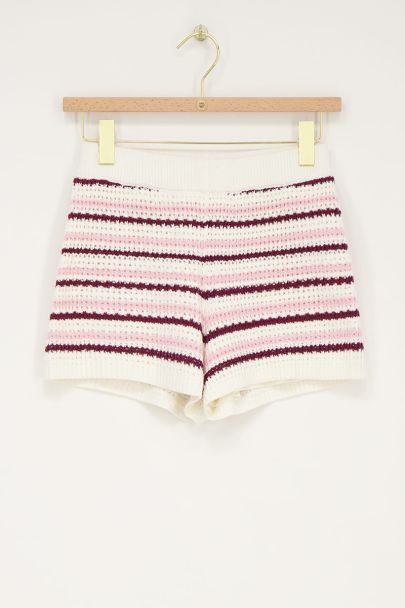 Short beige en maille à rayures