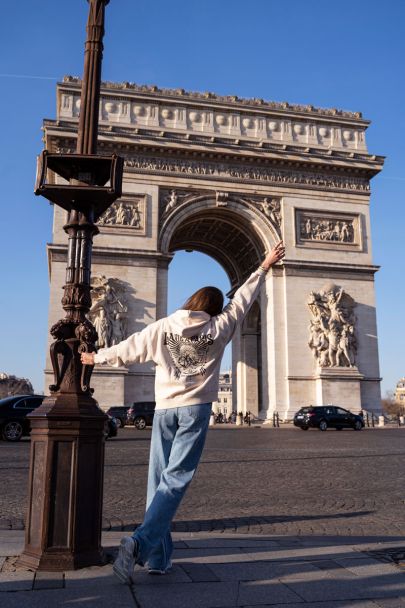 Beige hoodie La Vie a Paris
