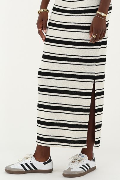 Beige gestreepte midi jurk
