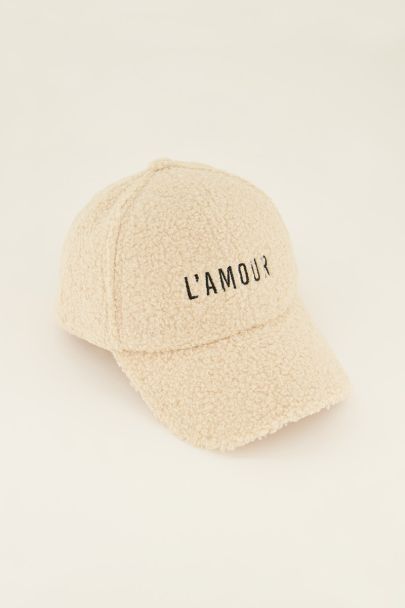 Casquette beige en tissu peluche L&#039;amour