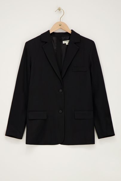 Schwarzer Blazer mit Schlitz