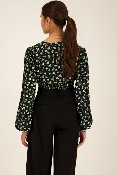 Zwarte crop top met groene bloemenprint
