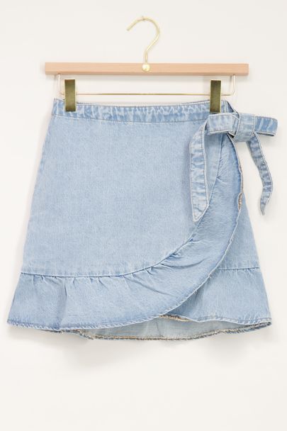 Blauw denim rokje met ruffle
