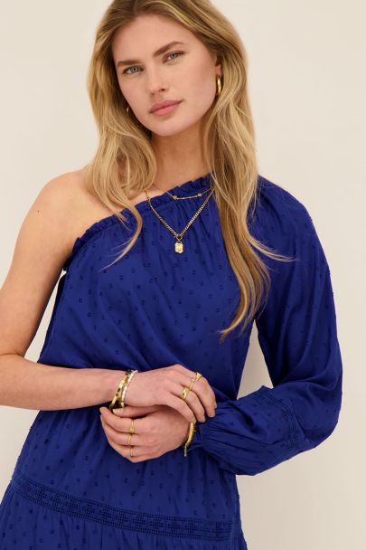 Blauwe one shoulder jurk met kanten bandjes