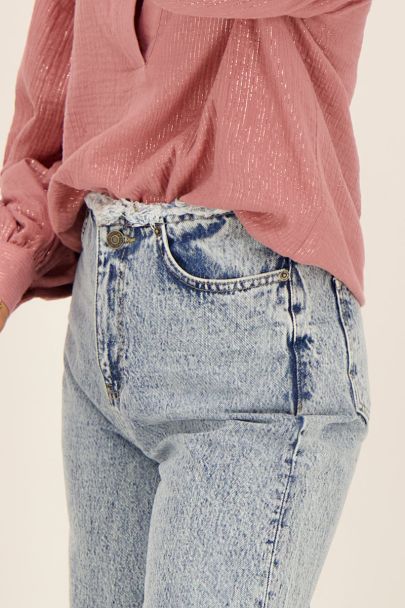 Blauwe wijdvallende jeans met rafels