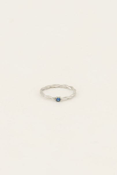 Cocktail ring gedraaid met blauwe steen | My Jewellery
