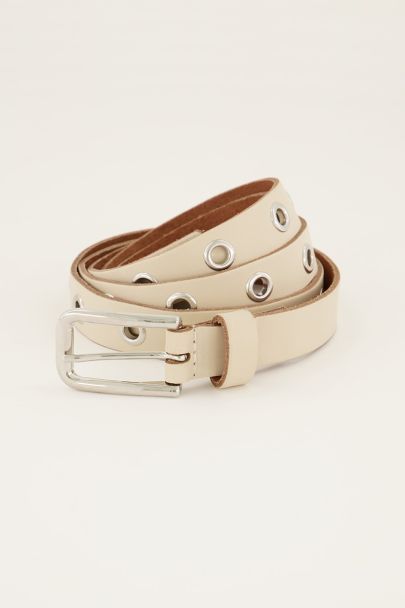 Ceinture crème en cuir avec œillets argentés