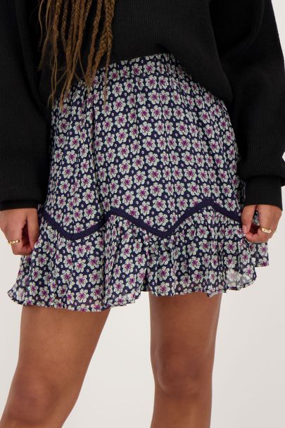 Dark blue skirt with flower print and ruffles