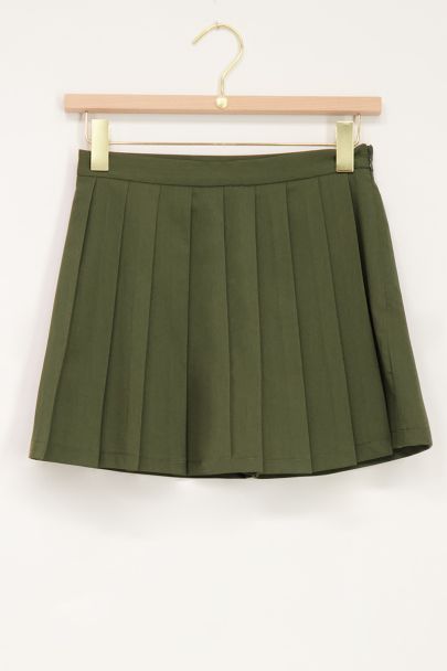 Dark green pleated skort