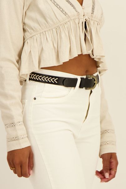 Ceinture en simili cuir avec boucle et détails dorés