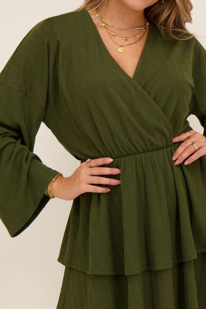Robe verte à manches amples