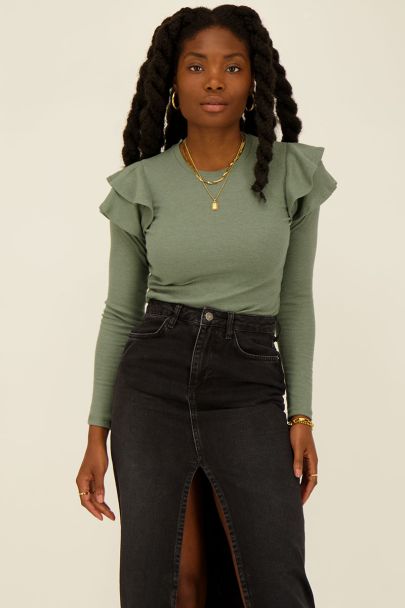 Groene top met ruffles & rib structuur