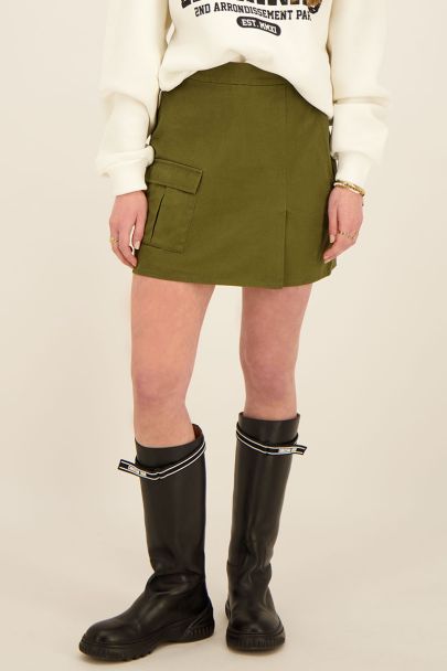 Green cargo skirt with pocket