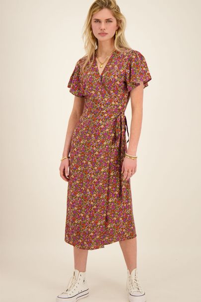 Grünes Midikleid mit mehrfarbigem Blumenprint