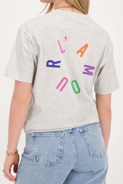 Graues T-Shirt mit mehrfarbigem "L'amour"