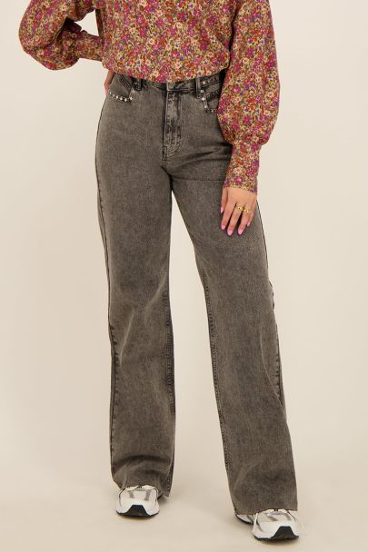 Grijze jeans met wijde pijpen & studs