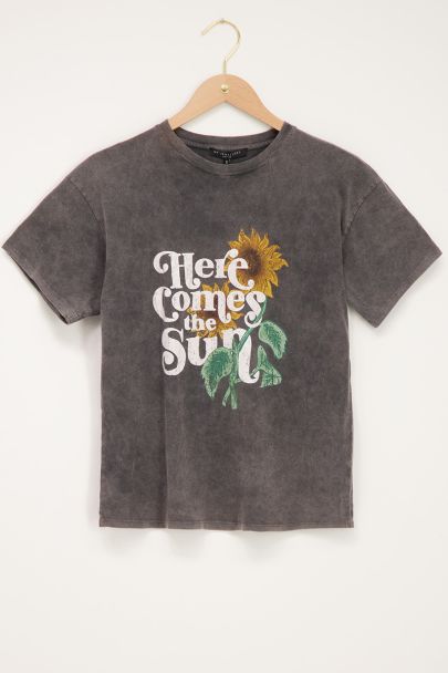 Grijs T-shirt here comes the sun