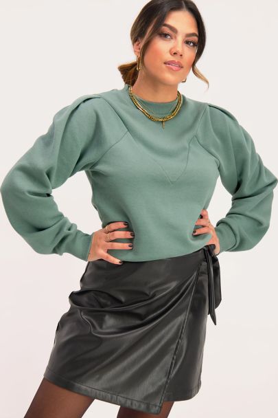 Olijfgroene sweater met v shape