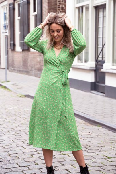 Green midi dress with paisley print