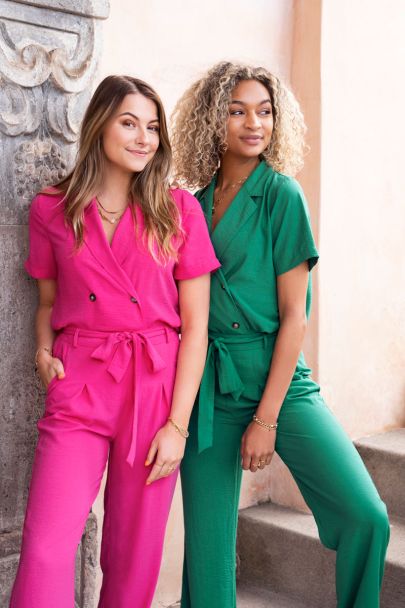 Groene wijdvallende broek met ceintuur