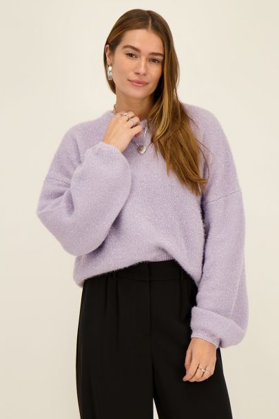 Fliederfarbener Party Pullover