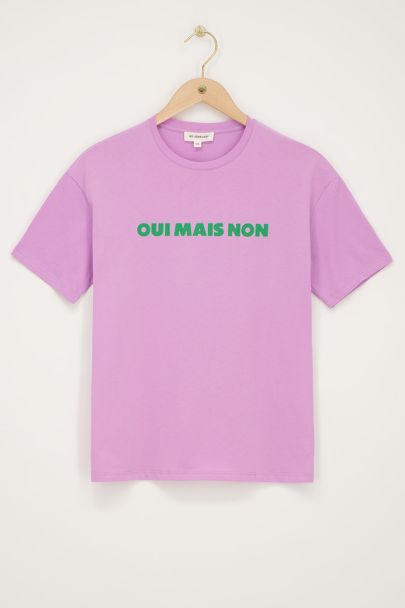 Fliederfarbenes T-Shirt „Oui mais non"