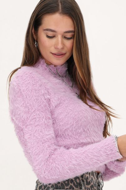 Lila fluffy Pullover