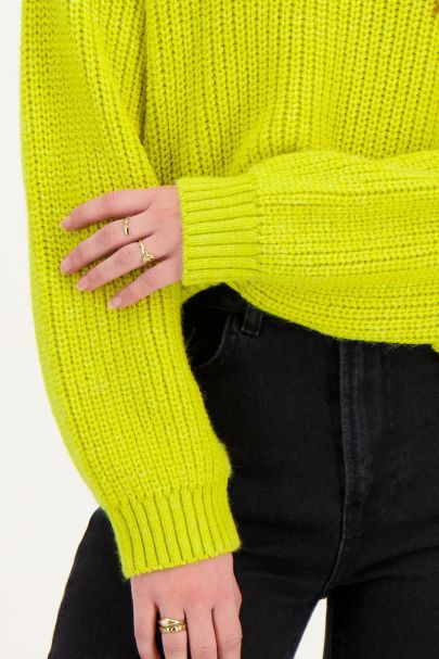 Limettengrüner Oversized-Pullover mit Stehkragen