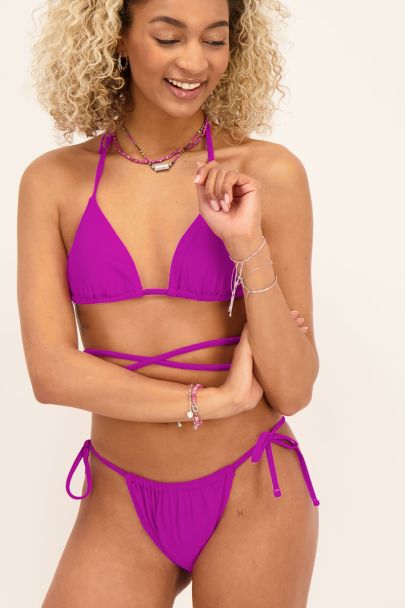 Bas de bikini violet avec détail à nouer
