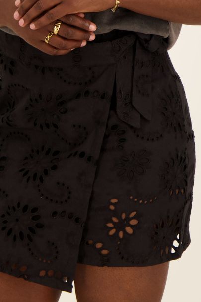 Black skort with flower crochet